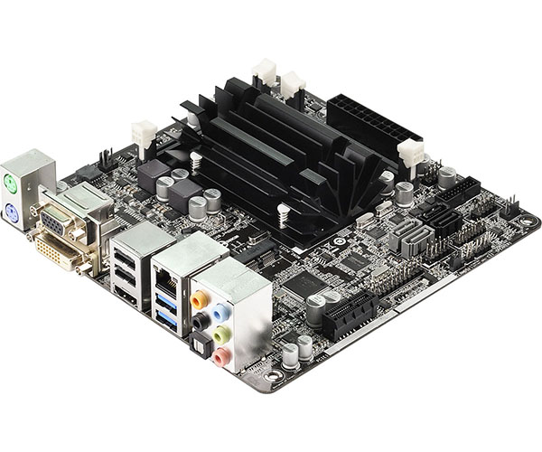 4-Bay Eigenbau-NAS mit Intel Celeron J1900 und FreeNAS