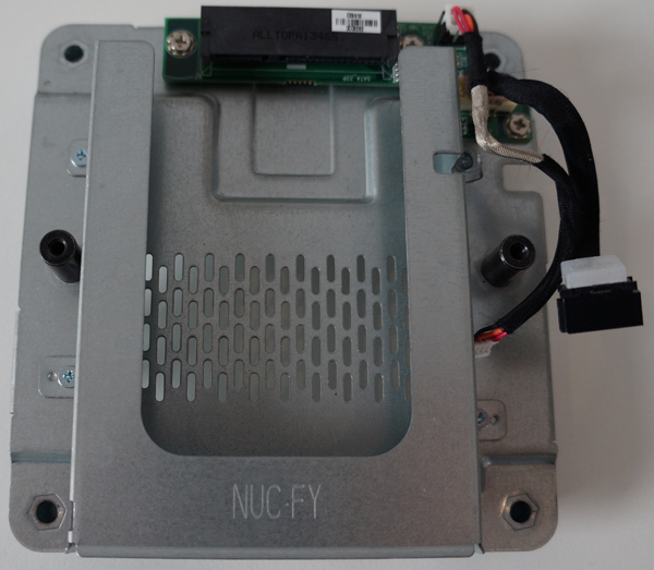 Test der Intel NUC DN2820FYKH unter OpenElec (XBMC) und Win 7