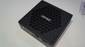 CeBit 2014 - Zotac stellt erste passive ZBox auf Bay Trail Basis vor CeBit 2014 - Zotac stellt erste passive ZBox auf Bay Trail Basis vor