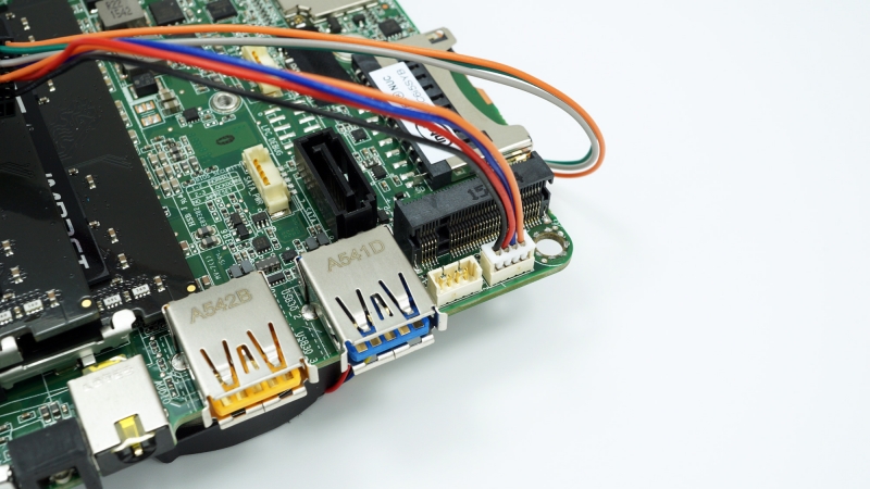 Pulse Eight HDMI-CEC Adapter für Skylake NUCs verfügbar