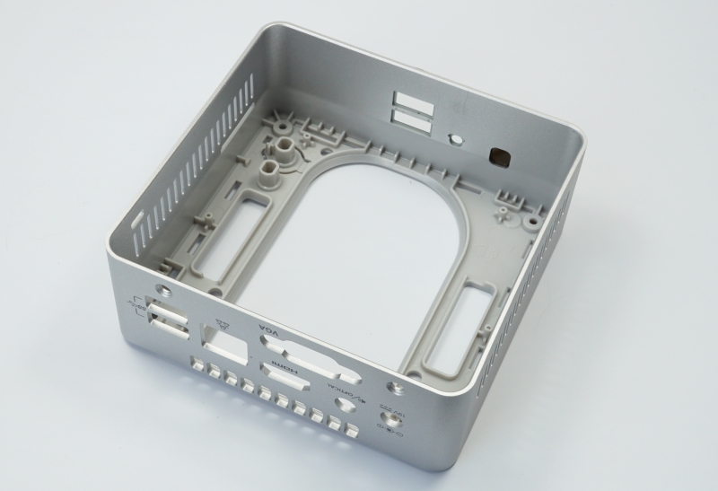 Neue Intel NUC5CPYH mit Braswell Prozessor im Test