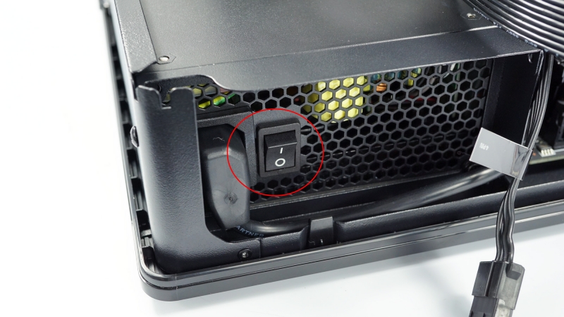Mini-ITX Spiele PC auf Skylake Basis im Eigenbau - Der Zusammenbau Teil 1