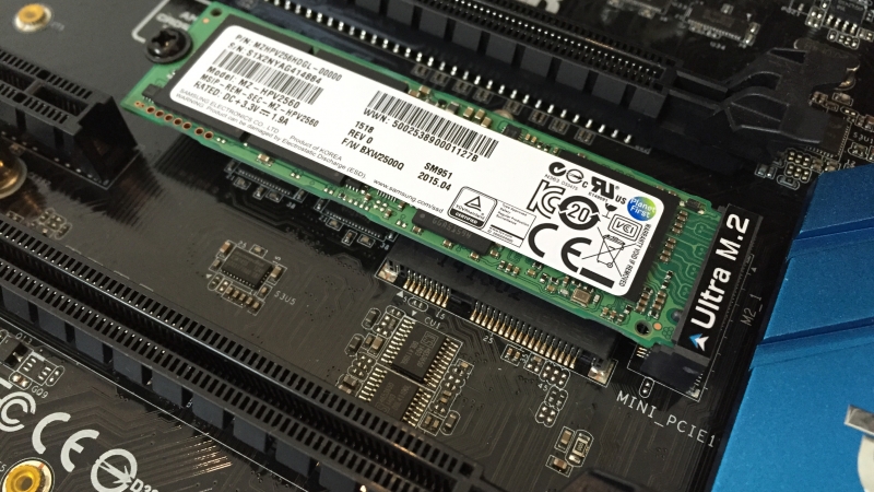 Spiele PC 2015 mit Core i7 - selber bauen im Wert von 1200-1600 Euro