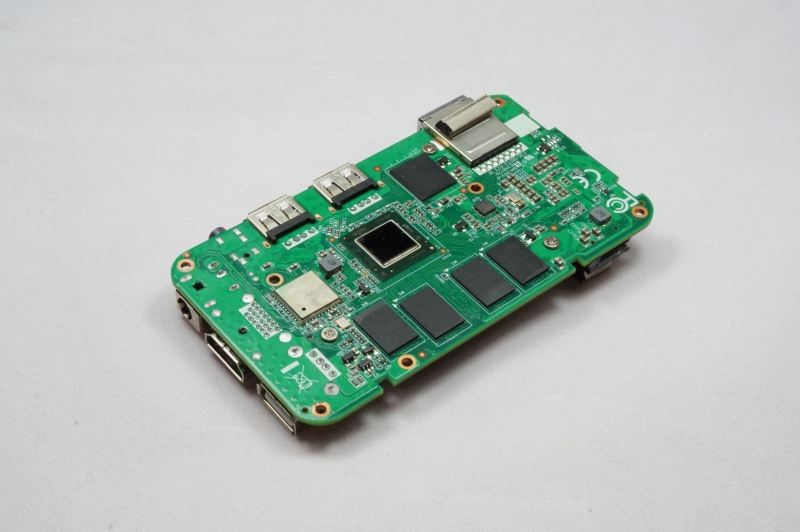 Zotacs Mini PC ZBox PI320 pico im Test