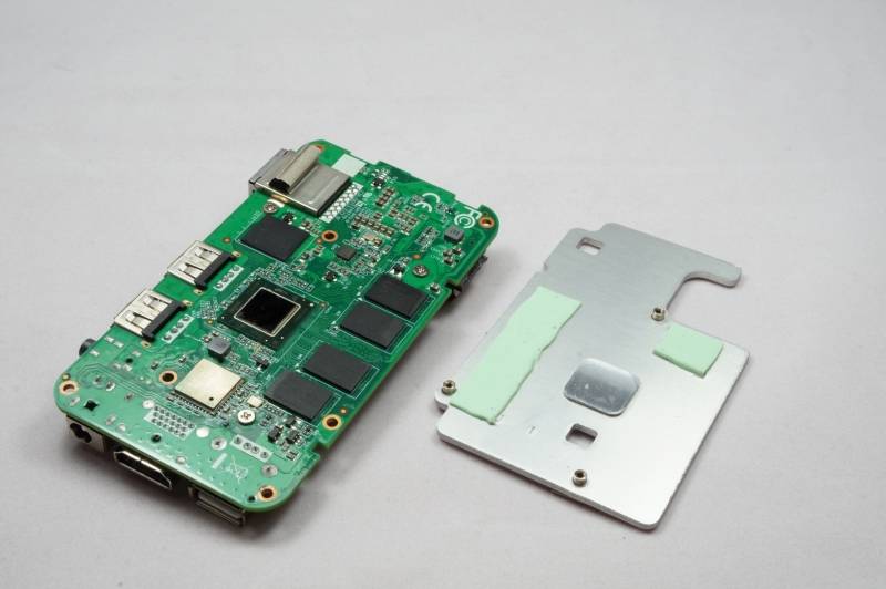 Zotacs Mini PC ZBox PI320 pico im Test