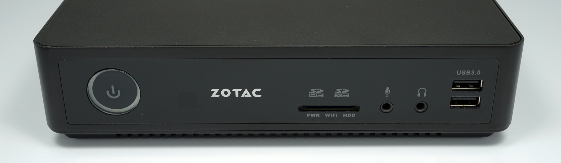 ZBOX Magnus EN970 im Test als Spiele PC