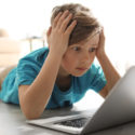 Kinder müssen im Internet geschützt werden.
