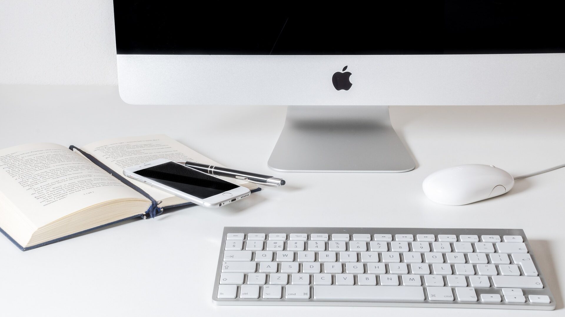 Mac Bildschirm und Tastatur