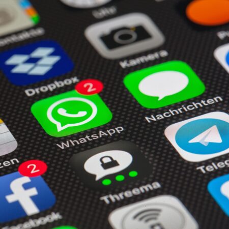 Status bei WhatsApp: Der komplette Guide 2025 für WhatsApp-Statusmeldungen