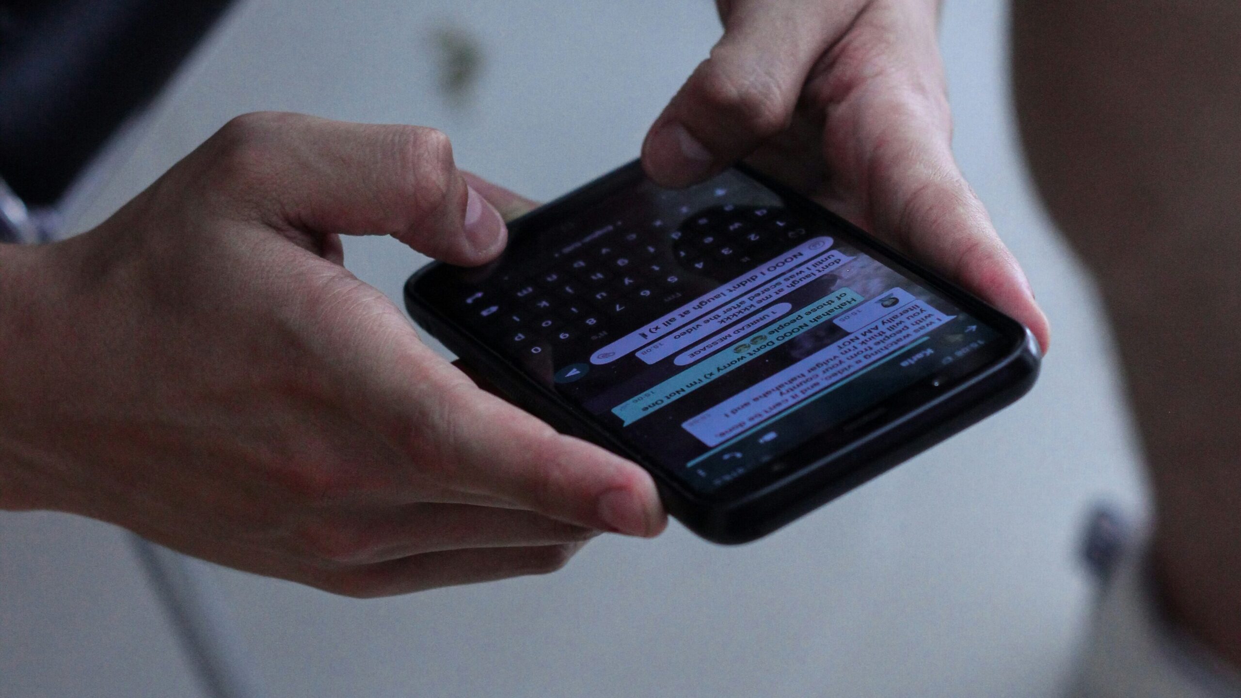WhatsApp Chat verstecken leicht gemacht: Schritt-für-Schritt-Anleitung für iOS und Android 2 Gesperrte Chats verwalten